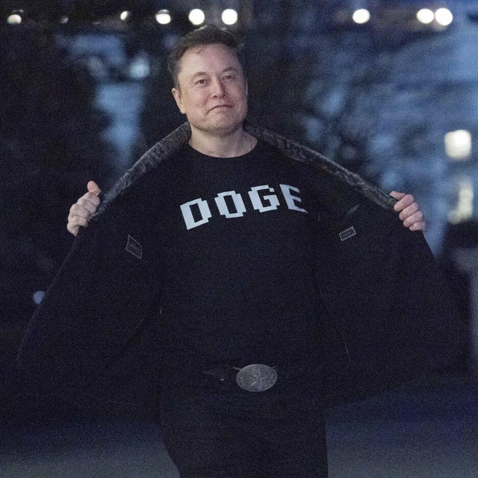 Chief Justice agrees to pause court orders requiring DOGE to turn over records about its operation